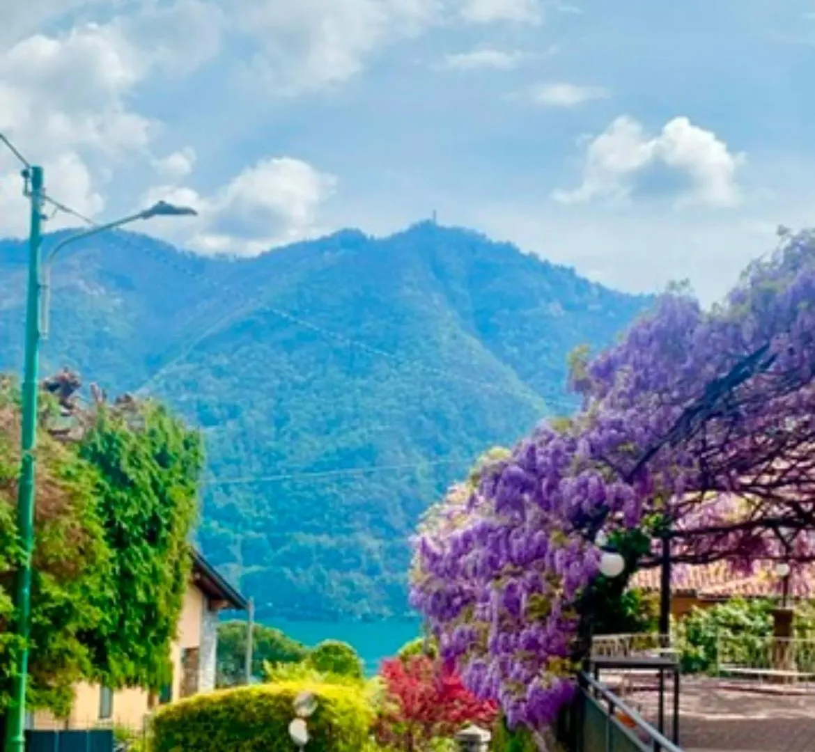Perfect Point Como Lecco 0*,  Italy